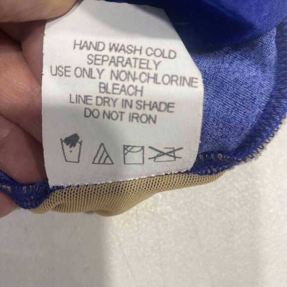 Figure Magic Blue Ombre One-Piece Swimsuit With Built-In Bra & Back Clasp Detail - Picture 8 of 11